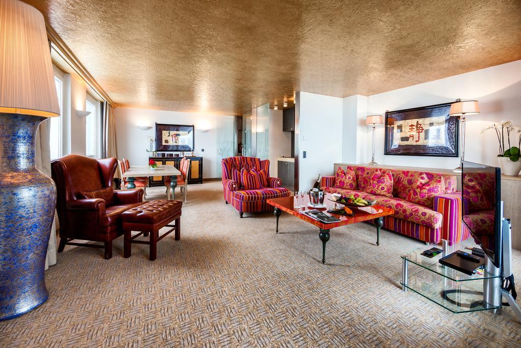 Tschuggen Grand Hotel - The Leading Hotels Of The World Arosa Esterno foto